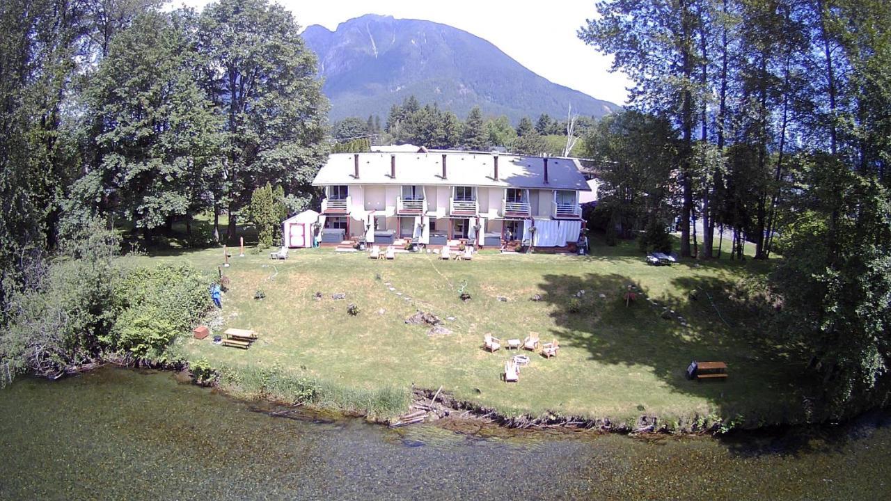 Moon River Suites #1 North Bend Kültér fotó